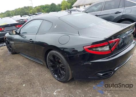2011 Maserati Granturismo z USA, uszkodzony, nr VIN ZAM45KLA4B0059425